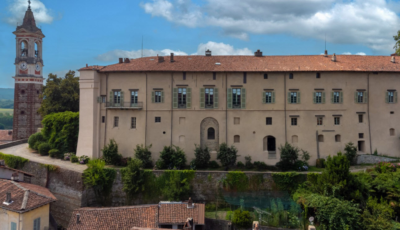 Castello di Azeglio, Italy